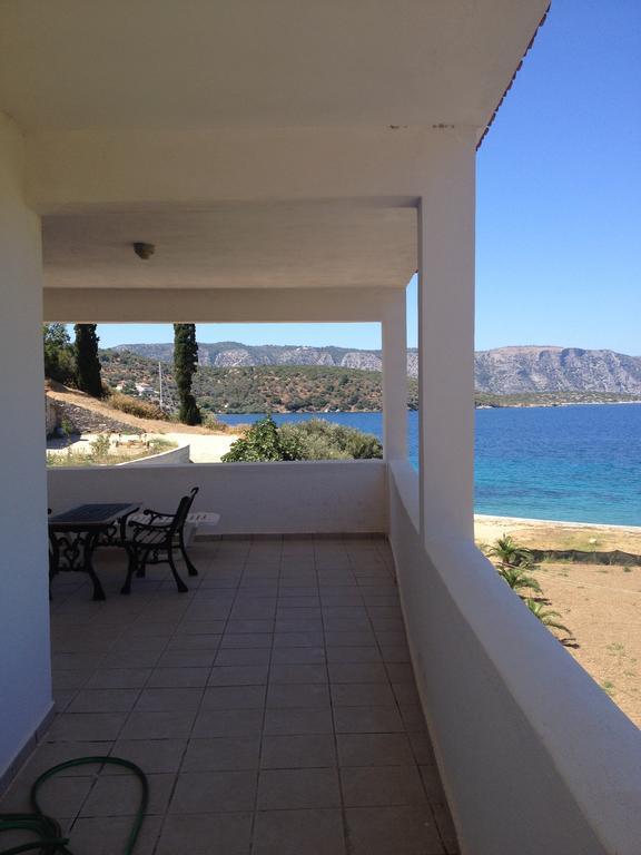 Villa Glyfos Kerveli Екстериор снимка