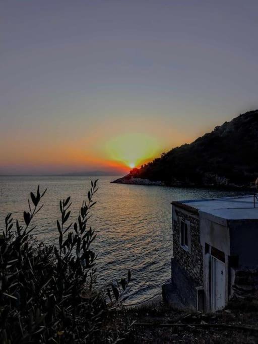 Villa Glyfos Kerveli Екстериор снимка