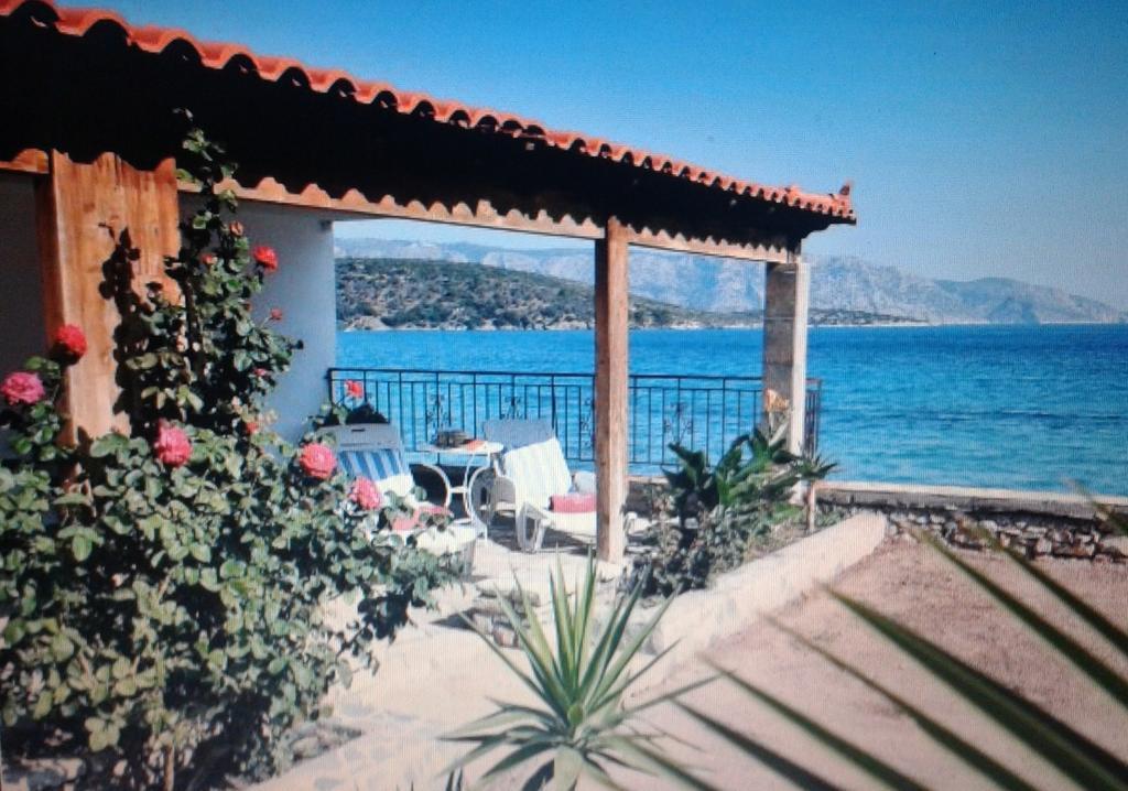 Villa Glyfos Kerveli Стая снимка